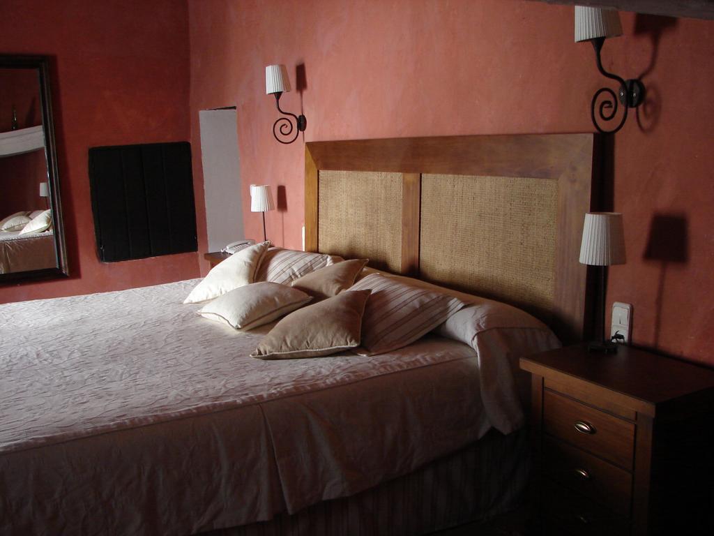 Hotel Casa Escobar & Jerez Valencia de Alcantara Phòng bức ảnh